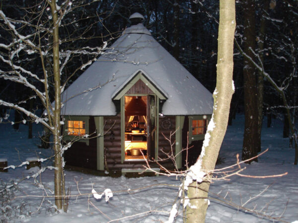 Premium Grillhütte / Grillkota 12 m² aus Holz inkl. Transport – Bild 7
