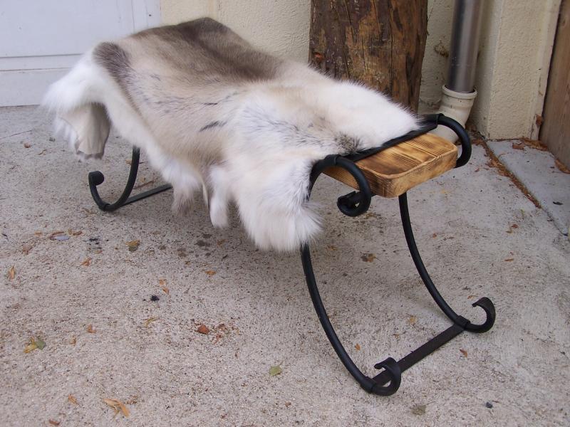 Geschmiedete Sitzbank aus Eisen und Holz